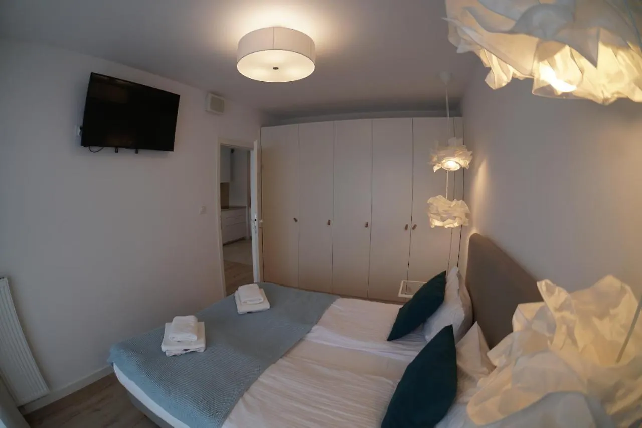 Maro - Amt Apartamenty, Kasprowicza, Kolobrzeg 0*,  Poland
